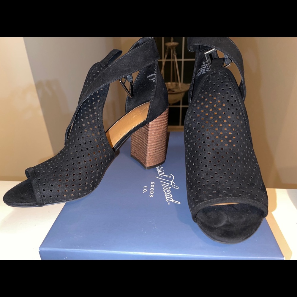 Universal Threads Hannah Microsuede Block Heel